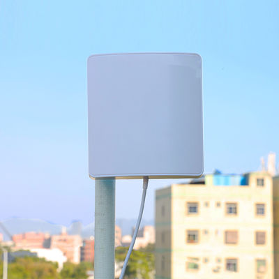 External Antenna High Gain Directional 700-2700mhz Signal Booster for 3G 4G Router