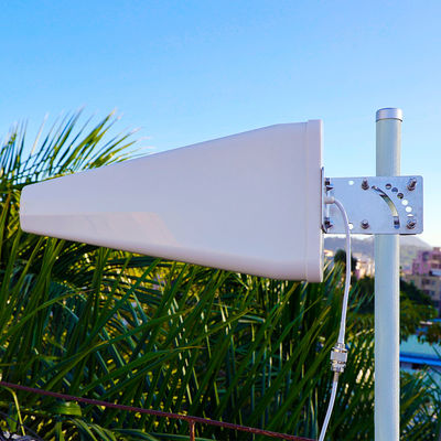 Customizable Cable Length Vertical Polarization LTE 4G Outdoor Waterproof Mimo Antenna