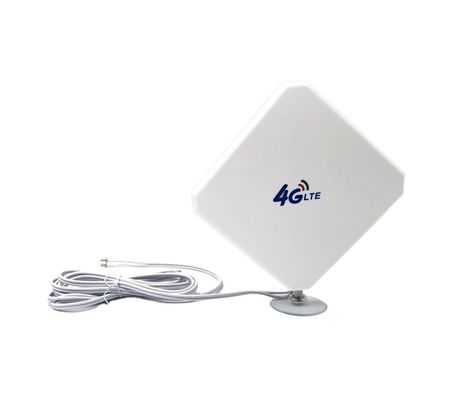 50 Ohm Input Impedance 600-2700MHz Frequency Communication Antenna for Speed Internet