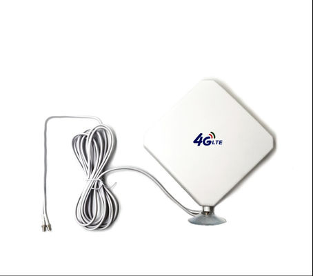 50 Ohm Input Impedance 600-2700MHz Frequency Communication Antenna for Speed Internet