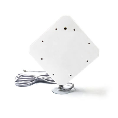 50 Ohm Input Impedance 600-2700MHz Frequency Communication Antenna for Speed Internet