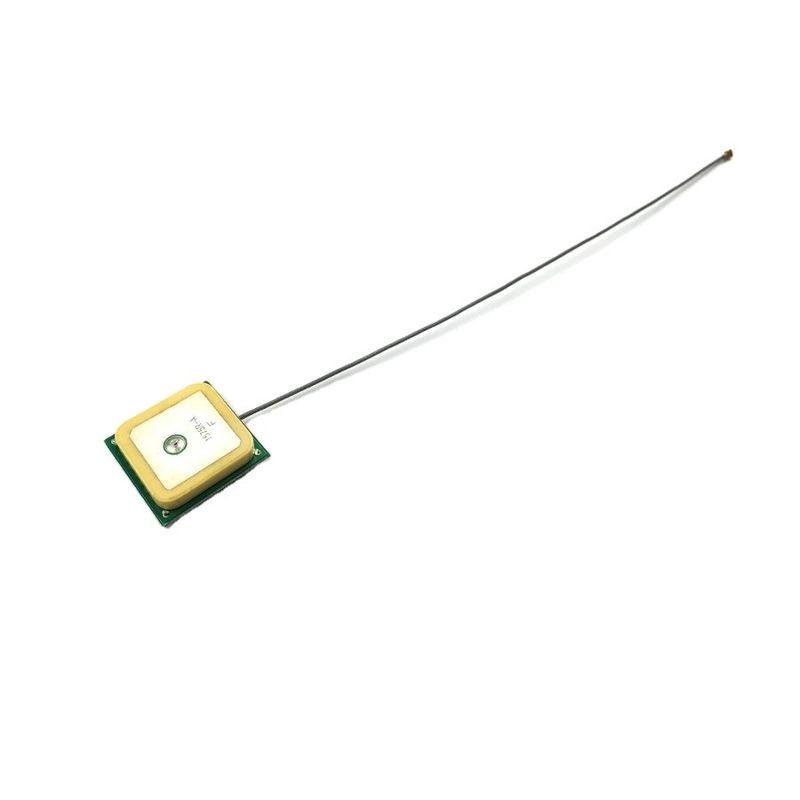 28±3dBi Gain Internal GPS Glonass Beidou Cremic Antenna for Car Navigation System